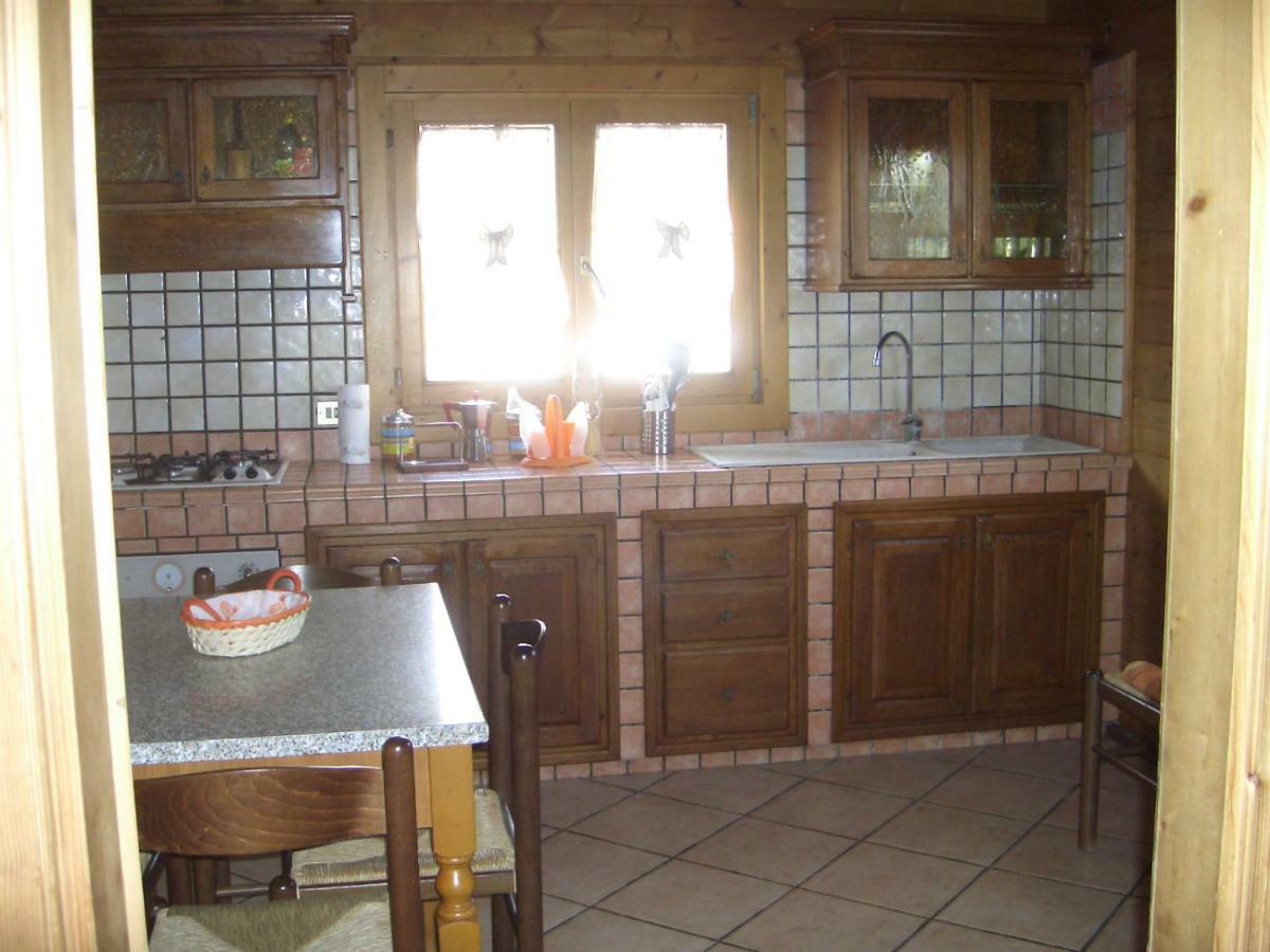 Chalet L Oasi Di Ambra 8 Posti Letto Con Uso Piscina Ardea Exteriér fotografie