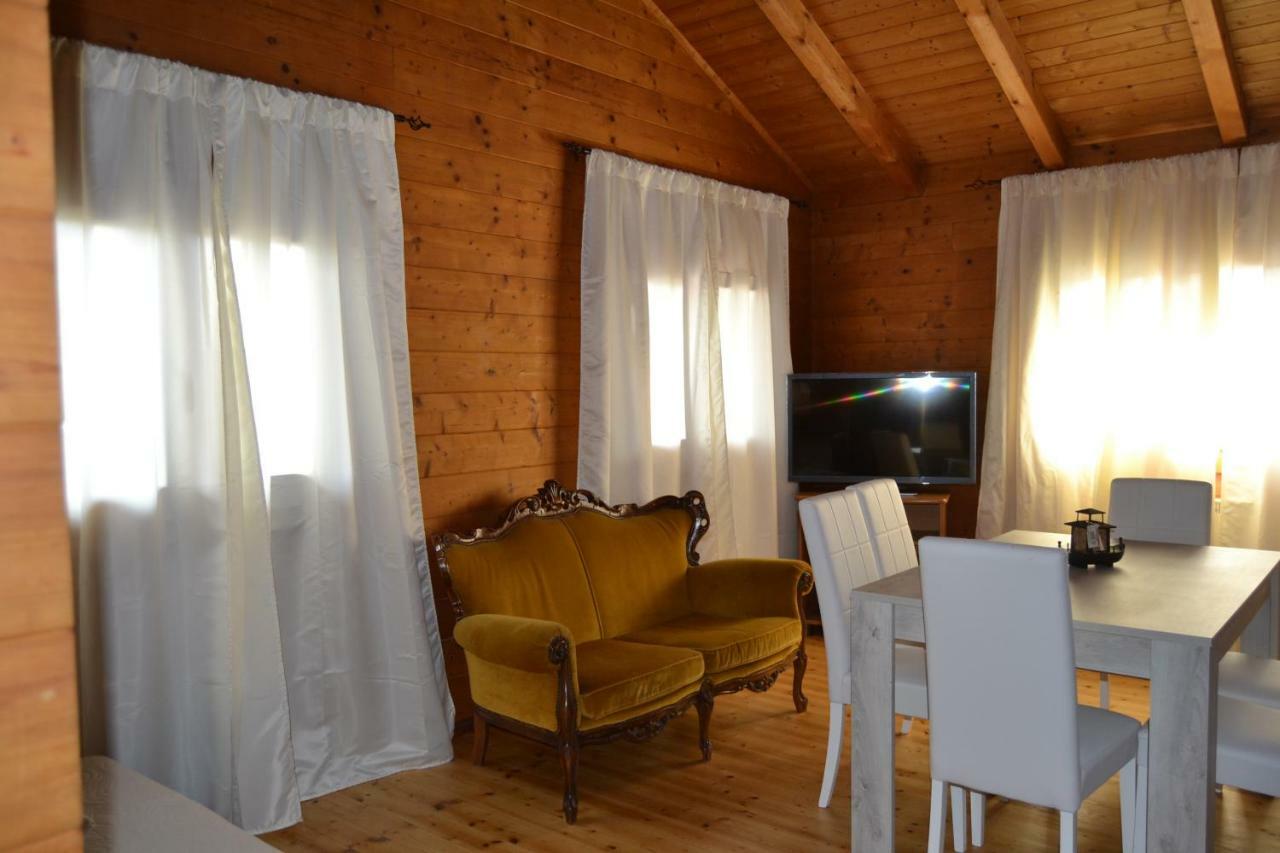 Chalet L Oasi Di Ambra 8 Posti Letto Con Uso Piscina Ardea Exteriér fotografie
